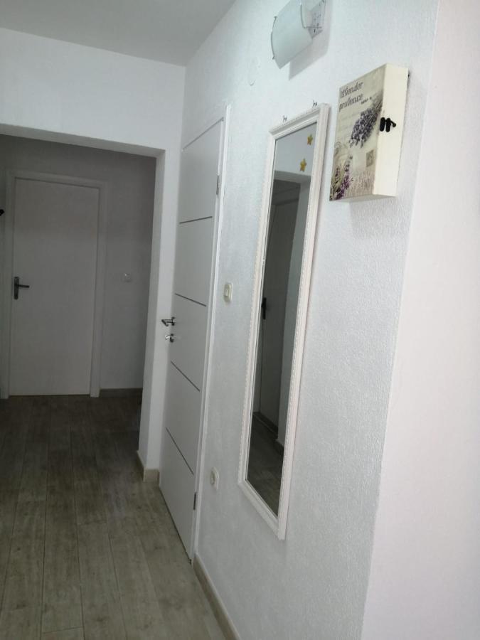 Apartman Grgic Макарська Екстер'єр фото