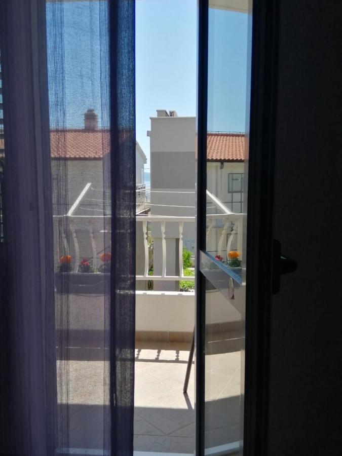 Apartman Grgic Макарська Екстер'єр фото