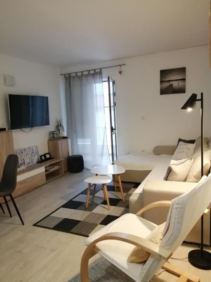 Apartman Grgic Макарська Екстер'єр фото