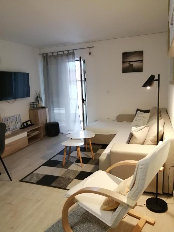 Apartman Grgic Макарська Екстер'єр фото